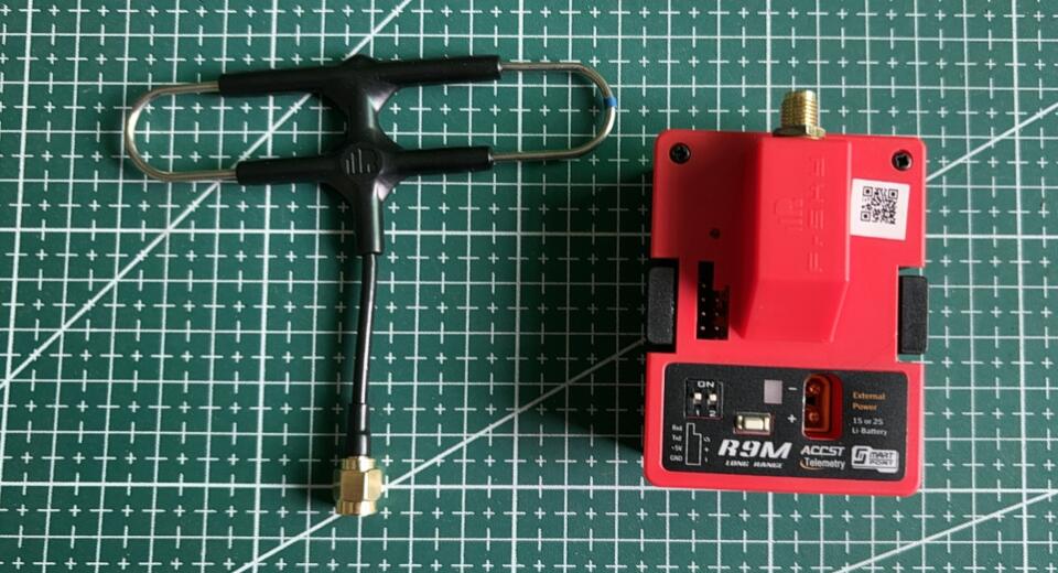 Frsky Receiver Module - FrSky R9M penerima pemancar jarak jauh,